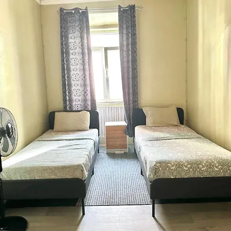 Sri-indo Πανσιόν *